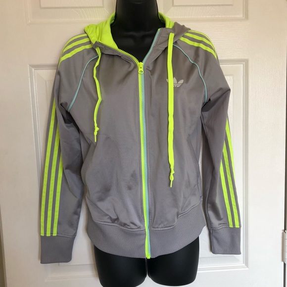 adidas jacket medium size